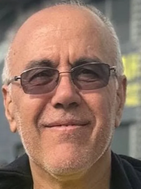 ENİS LUŞ